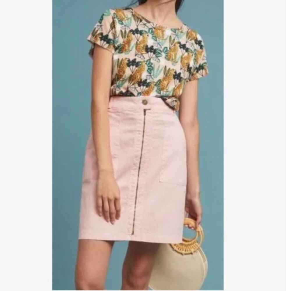 Amadi (Anthropologie) pink stretchy a-line skirt with exposed zipper & pockets